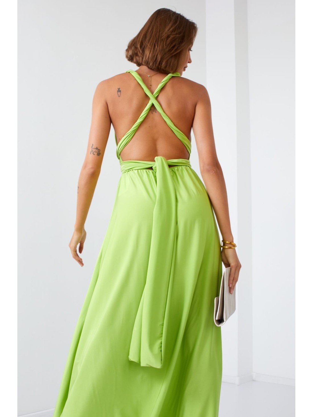 Maxi dress with a tie around the neck, lime green 30000 - Online store - Boutique